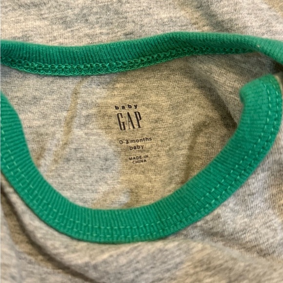 Baby Gap Best Bro Ever Baby Boy Onesie 0-3 Months - - Picture 3 of 3